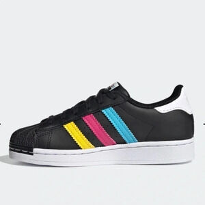 US7.5 Adidas Superstar Sneakers Black, Green, White